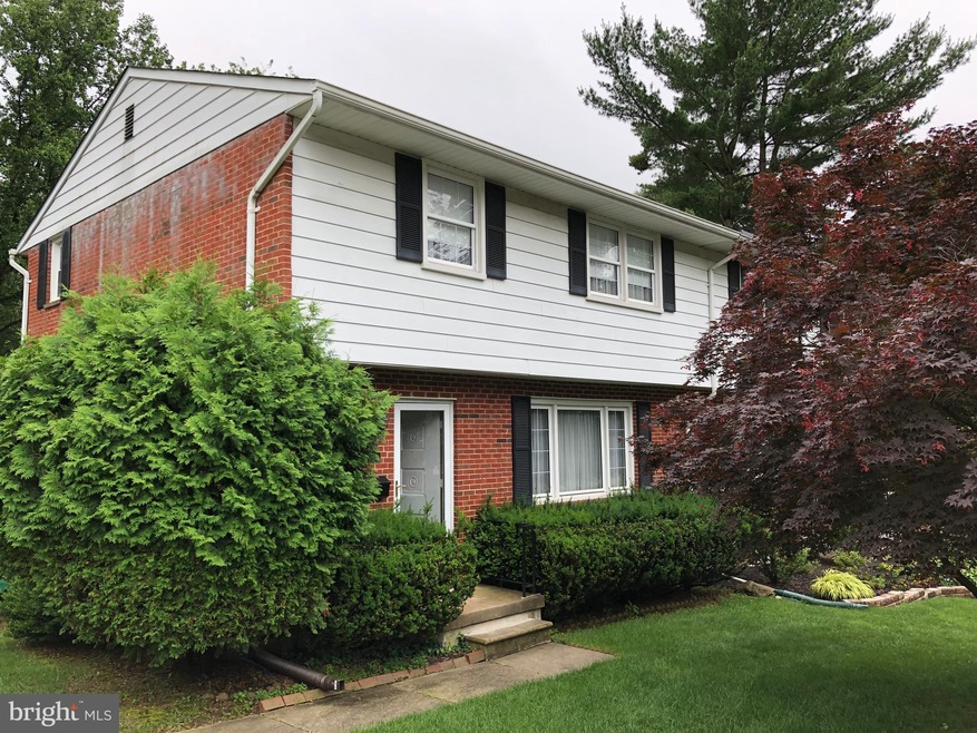 6807 Queens Ferry Rd, Baltimore, MD 21239 - photo 1