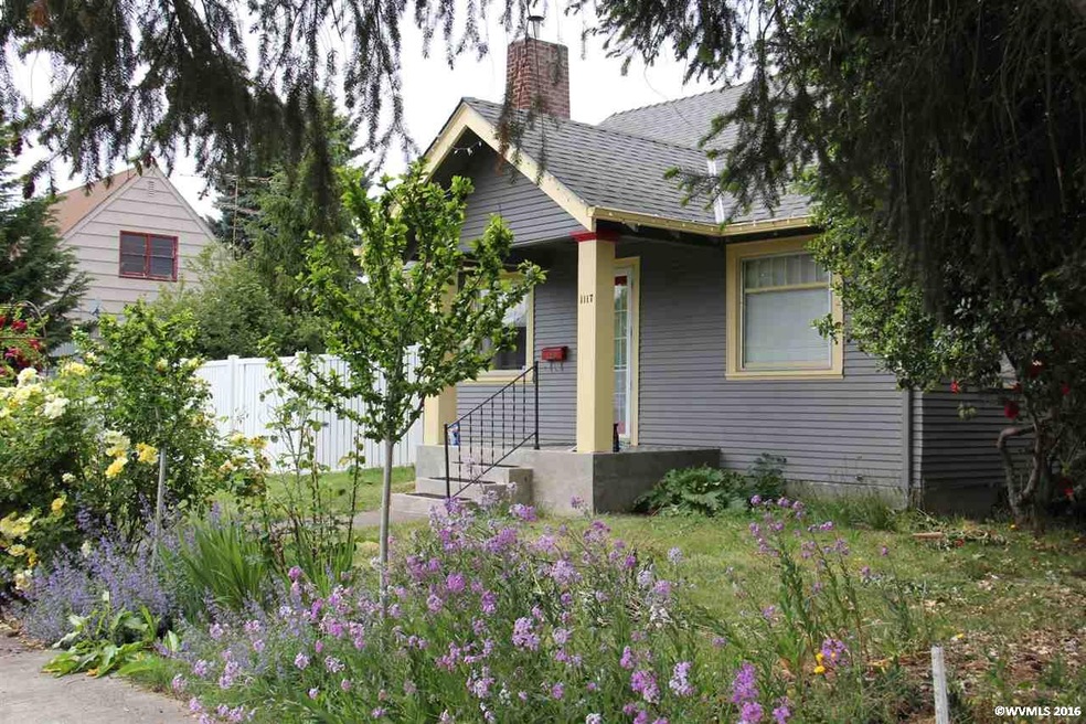 1117 10th Ave SW, Albany, OR 97321 - photo 1