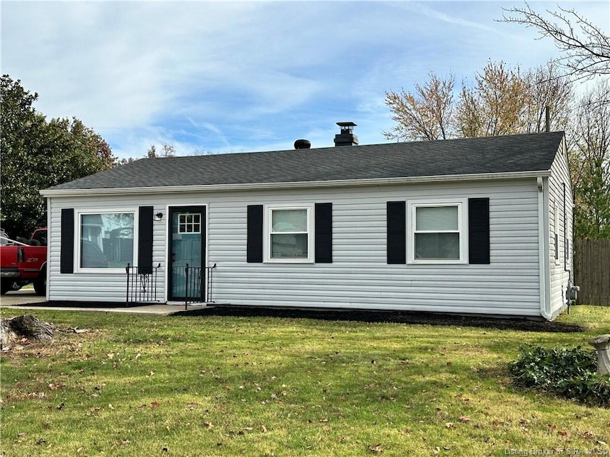 3112 Beacon Dr, New Albany, IN 47150 - photo 1