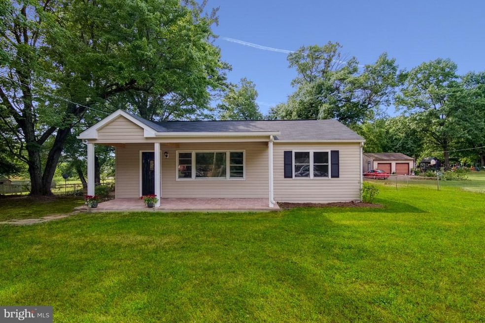 14510 Hamowell St, Manassas, VA 20112 - photo 1