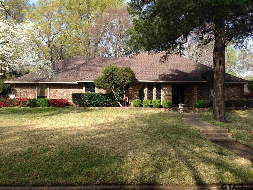 5803 5803 Sheffield Dr, Tyler, TX 75703 - photo 1