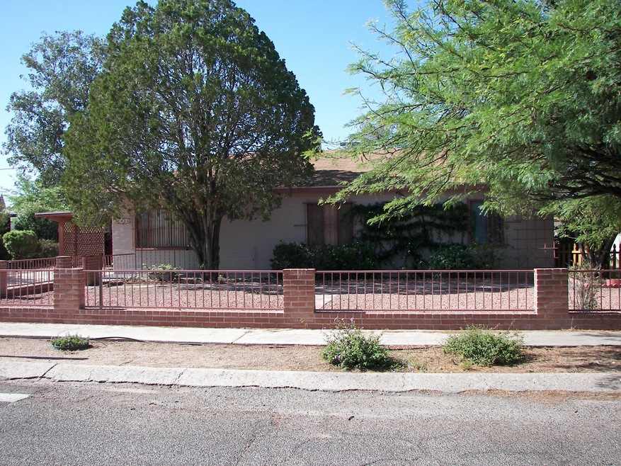 4426 E 17th St, Tucson, AZ 85711 - photo 1