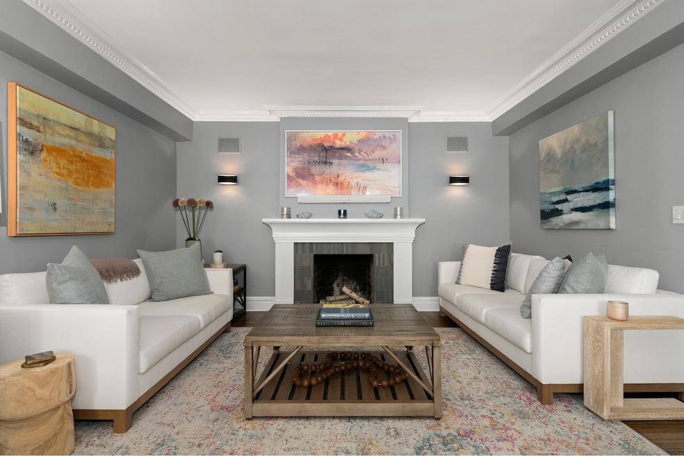 Pending $1,295,000 • Co-Listing Agent