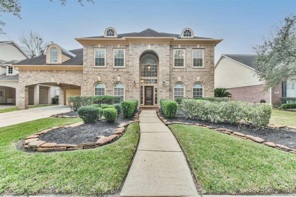 11811 Rue la Fontaine Dr, Tomball, TX 77377 - photo 1