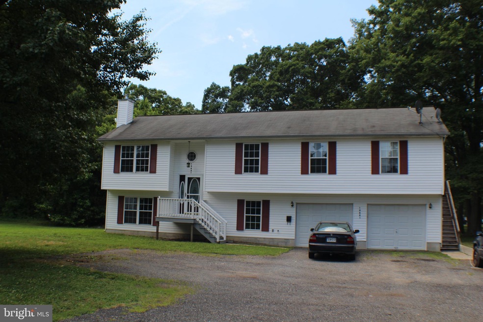 13621 Dowell Rd, Dowell, MD 20629 - photo 1