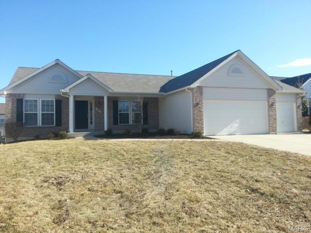 8081 Glen Arbor Dr, Lake Saint Louis, MO 63367 - photo 1