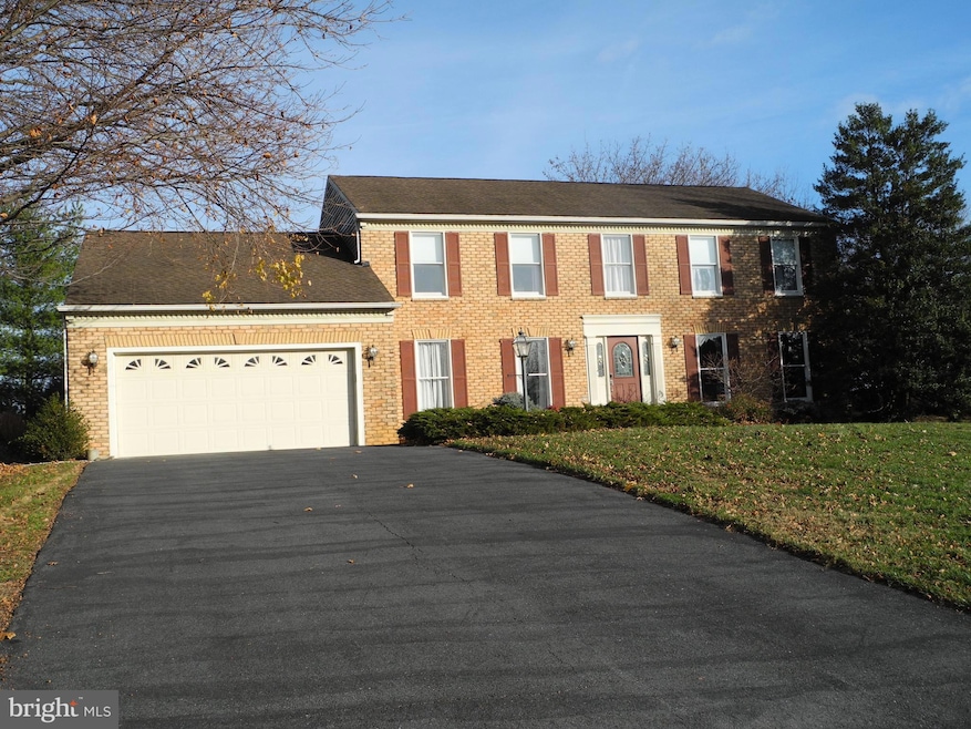 19702 Portsmouth Dr, Hagerstown, MD 21742 - photo 1