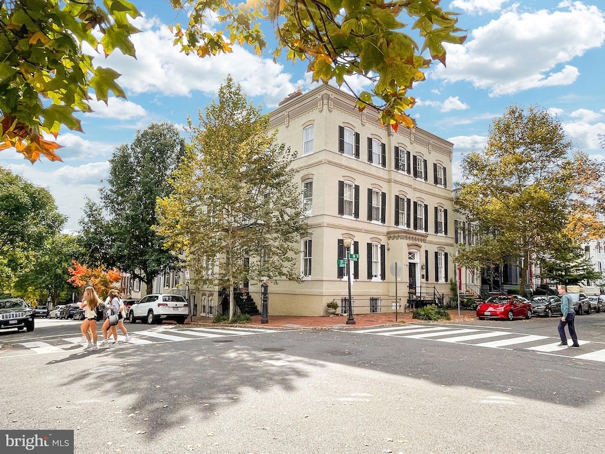 3100 N St NW unit 4, Washington, DC 20007 - photo 1