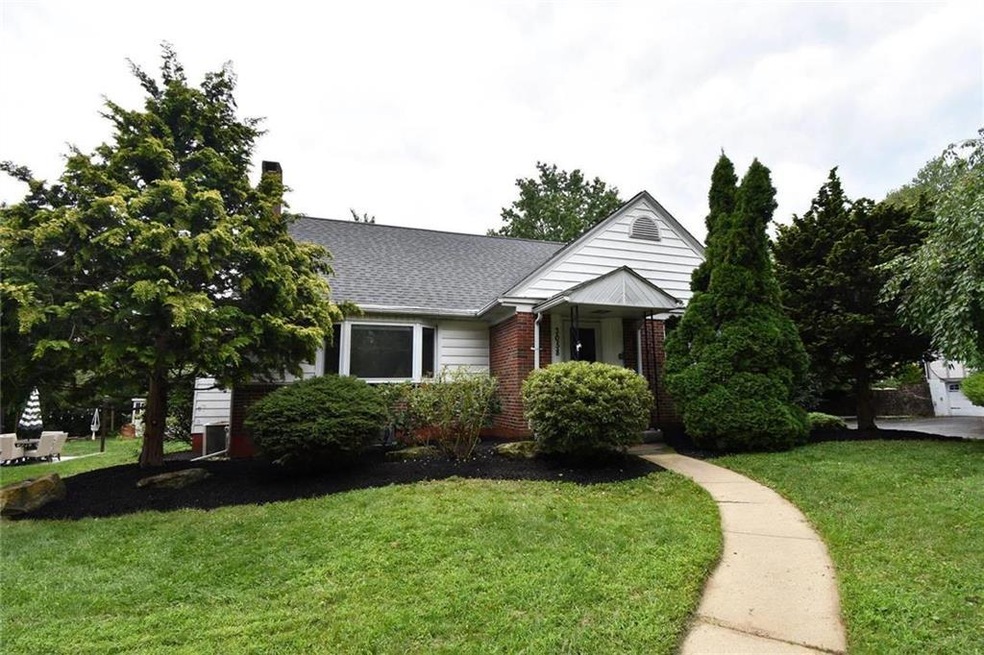 3056 W Livingston St unit 3060, Allentown, PA 18104 - photo 1