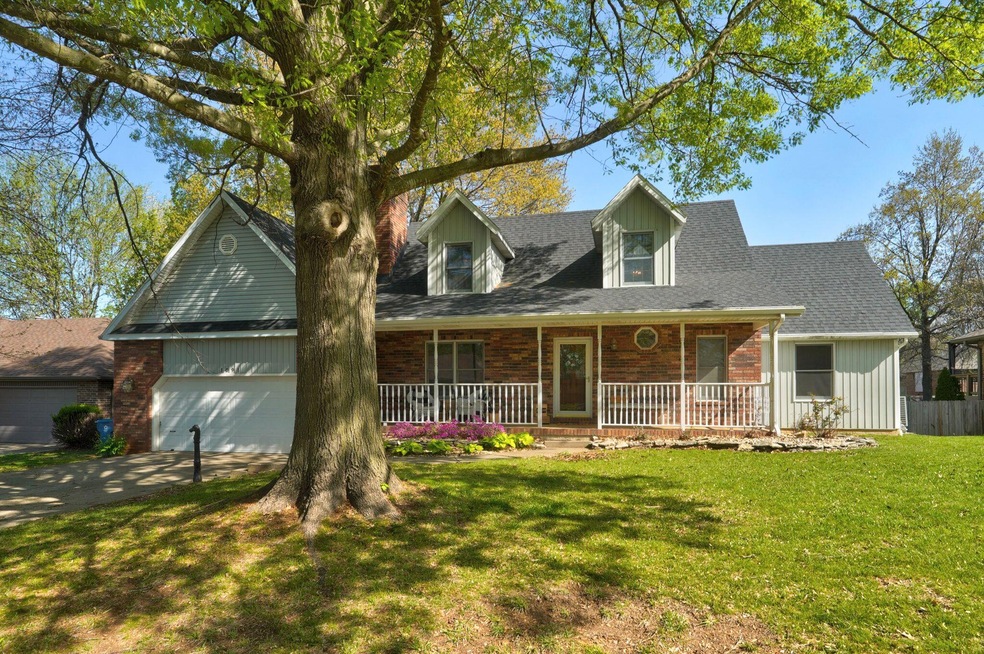 1091 E Highpoint St-102