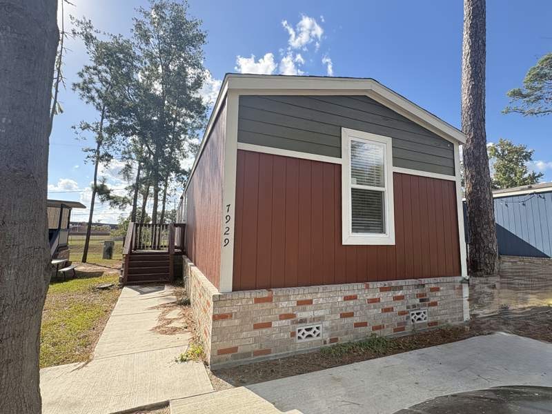 7929 Baltzell Dr, Spring, TX 77389 - photo 1