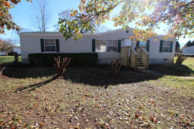 212 Bradford Dr, Byron, GA 31008 - photo 1