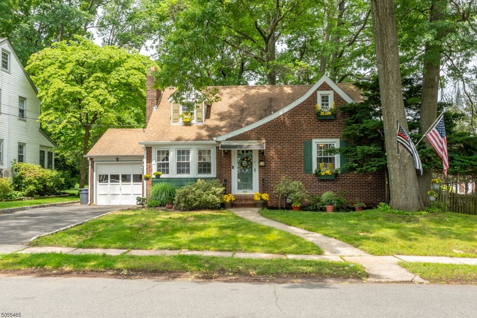 768 Suburban Rd, Union, NJ 07083 - photo 1