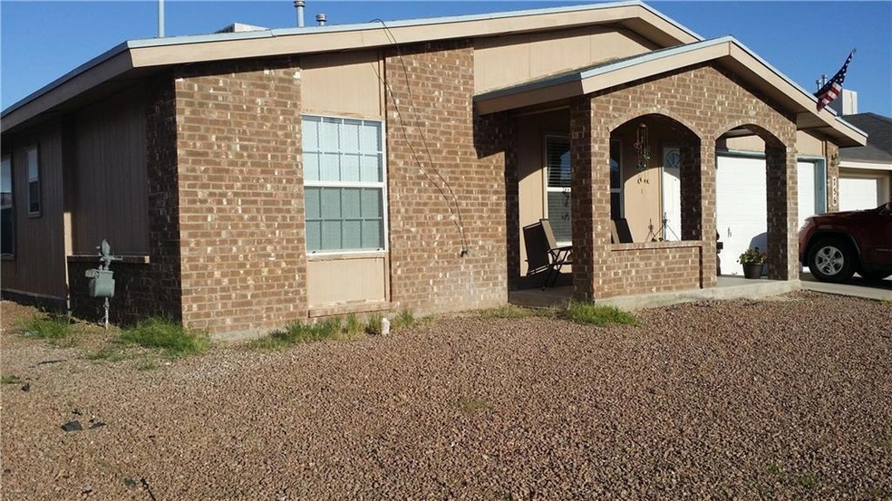 756 Desierto Bonito Ave, El Paso, TX 79928 - photo 1