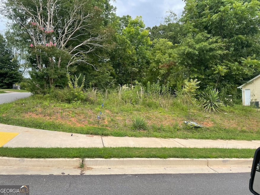 408 Bona Rd, Buford, GA 30518 - photo 1