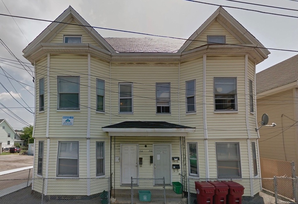738 Central St unit 2, Lowell, MA 01852 - photo 1