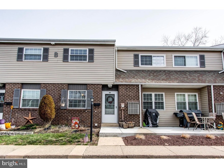 325 S Warminster Rd unit B4, Hatboro, PA 19040 - photo 1