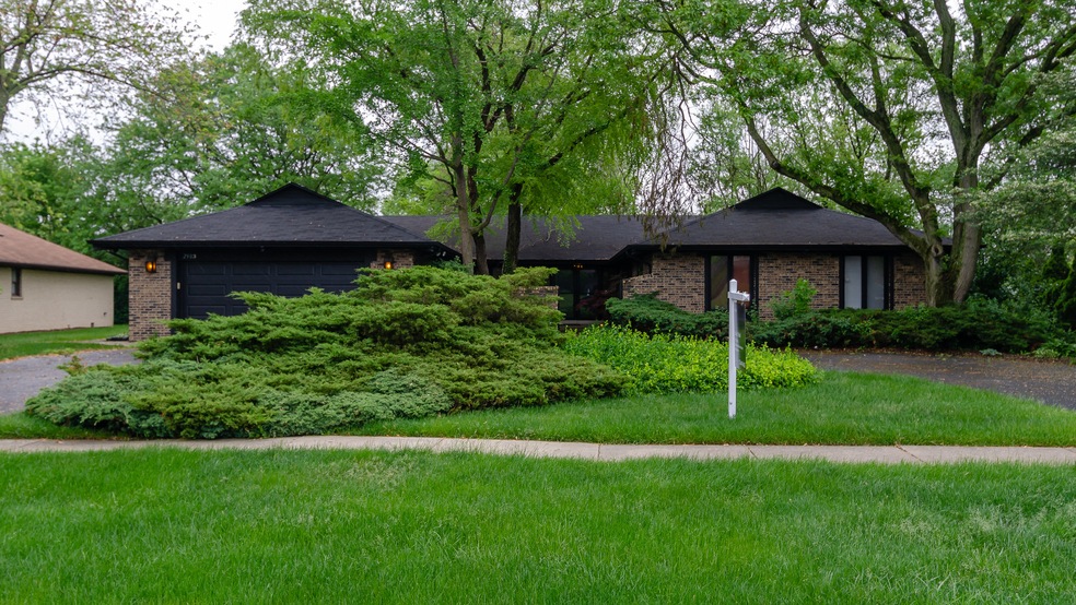 2903 Polly Ln, Flossmoor, IL 60422 - photo 1