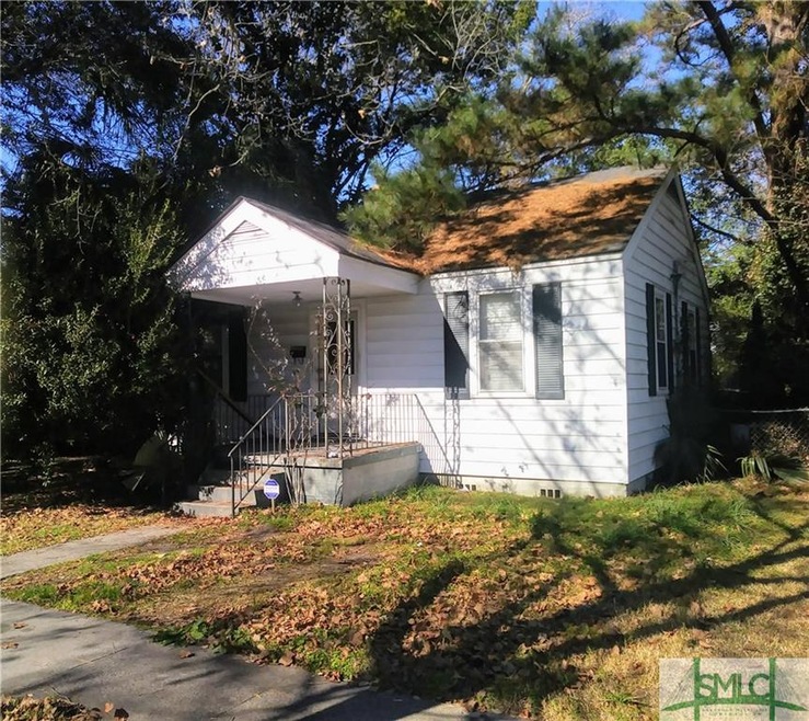 136 E 56th St, Savannah, GA 31405 - photo 1