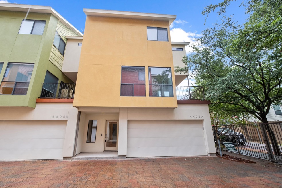 4402 Spencer St unit A, Houston, TX 77007 - photo 1