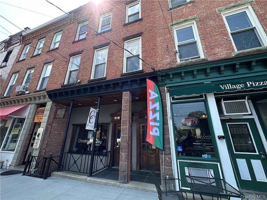 For Rent $2,400/month