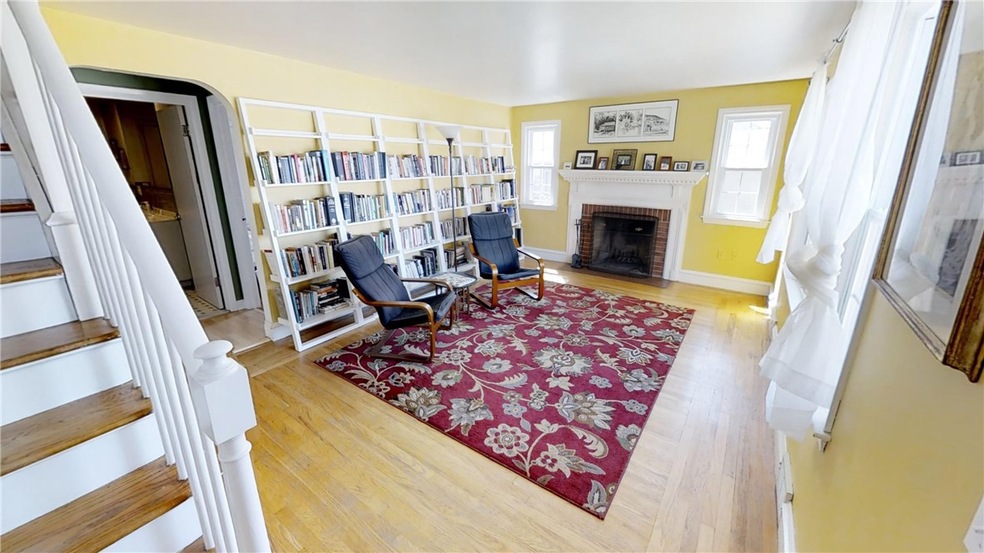 46 Glengrove Ave, Cranston, RI 02910 - photo 1