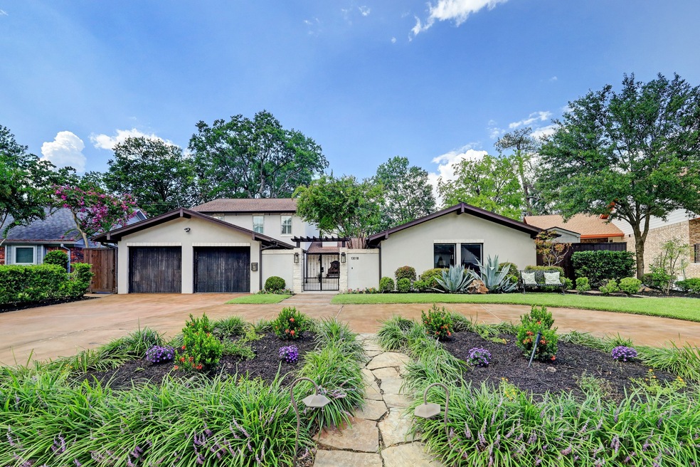 13018 Queensbury Ln, Houston, TX 77079 - photo 1