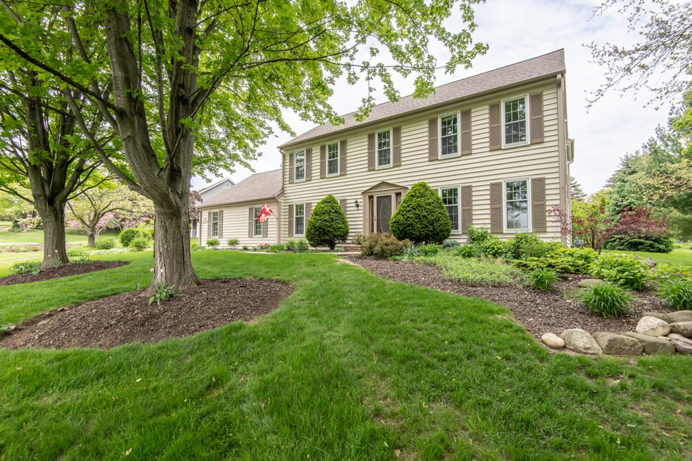 Five Fields Colonial
