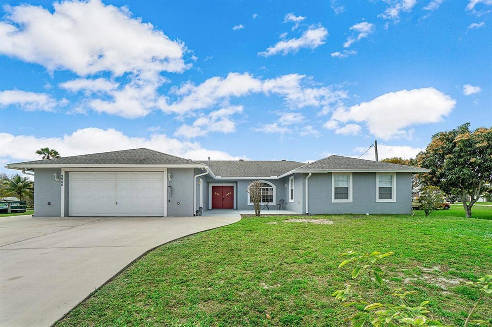 2900 Northside Dr, Lake Worth, FL 33462 - photo 1