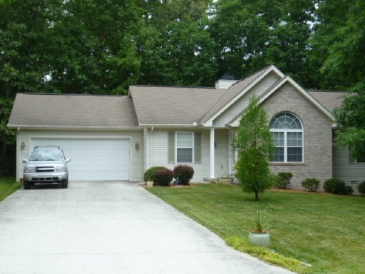 253 St George Dr, Fairfield Glade, TN 38558 - photo 1