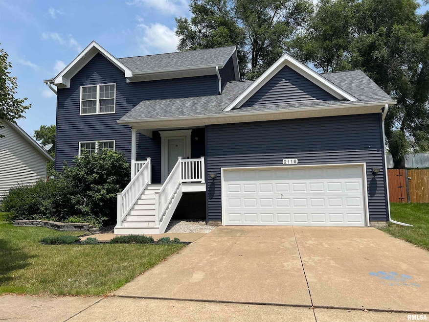 2116 W 57th St, Davenport, IA 52806 - photo 1