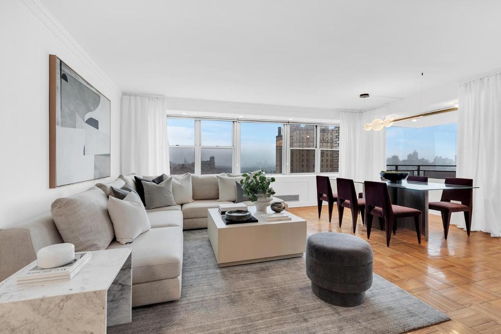 Sold $3,400,000 • Co-Listing Agent