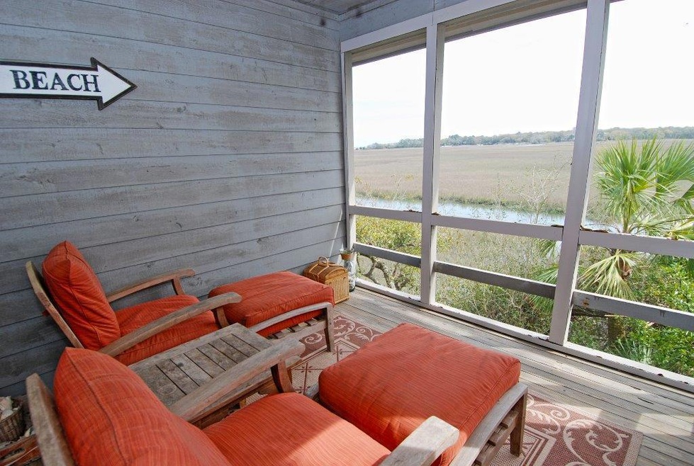 DSC_0092_screened-porch1