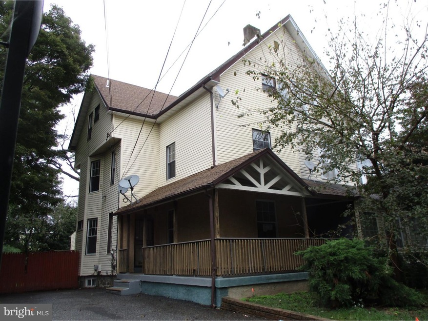 51 E Stratford Ave, Lansdowne, PA 19050 - photo 1