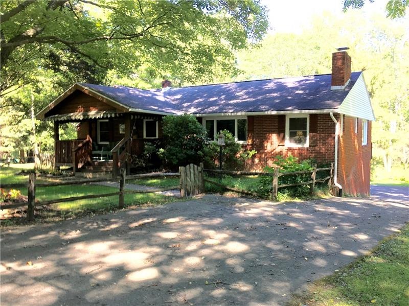 A wonderful brick Ranch in Rector! Wood Burning Fi