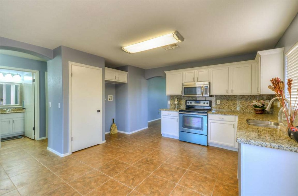Kitchen (3)