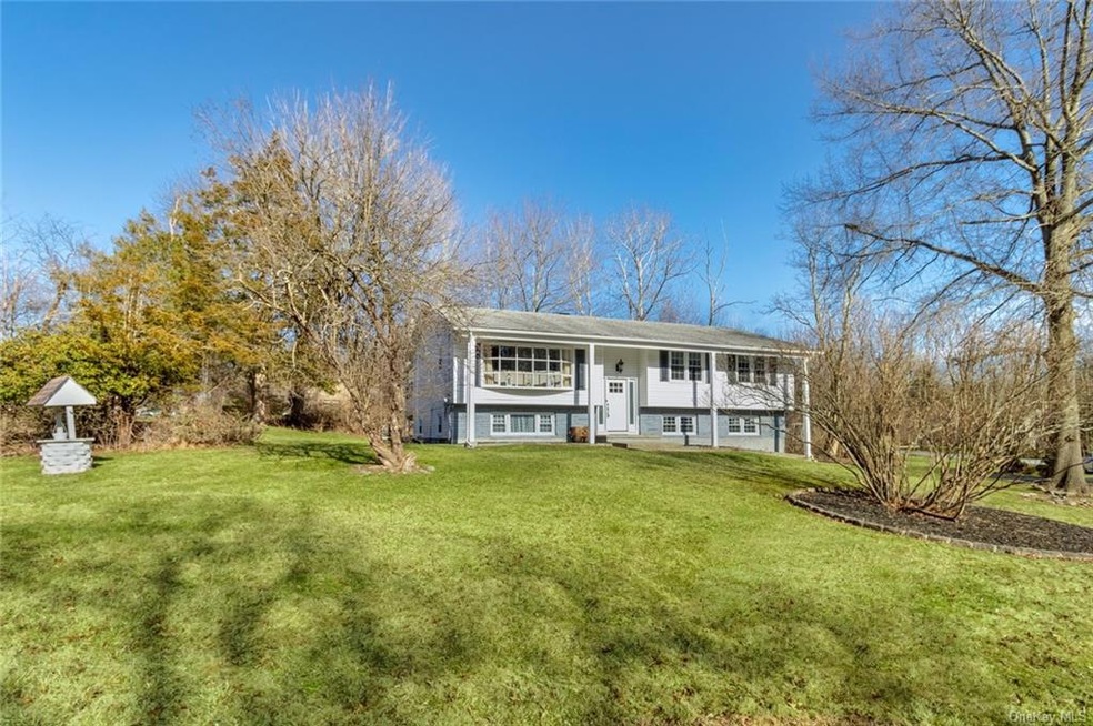 18 Billy Ave, Washingtonville, NY 10992 - photo 1