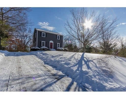 65 Lake St, Uxbridge, MA 01569 - photo 1