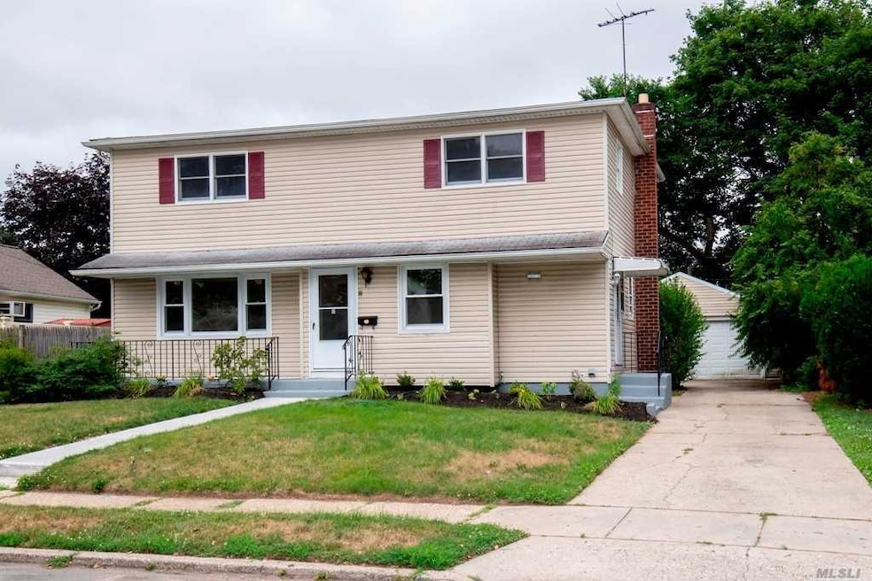 Sold $613,001 • Co-Listing Agent