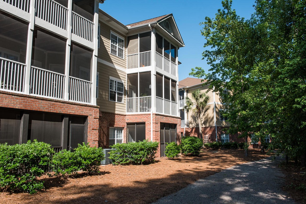 1406 Basildon Rd
