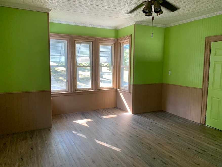 204 Hood St unit 1, Fall River, MA 02720 - photo 1