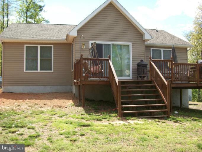 8955 Corner Rd, Hancock, MD 21750 - photo 1