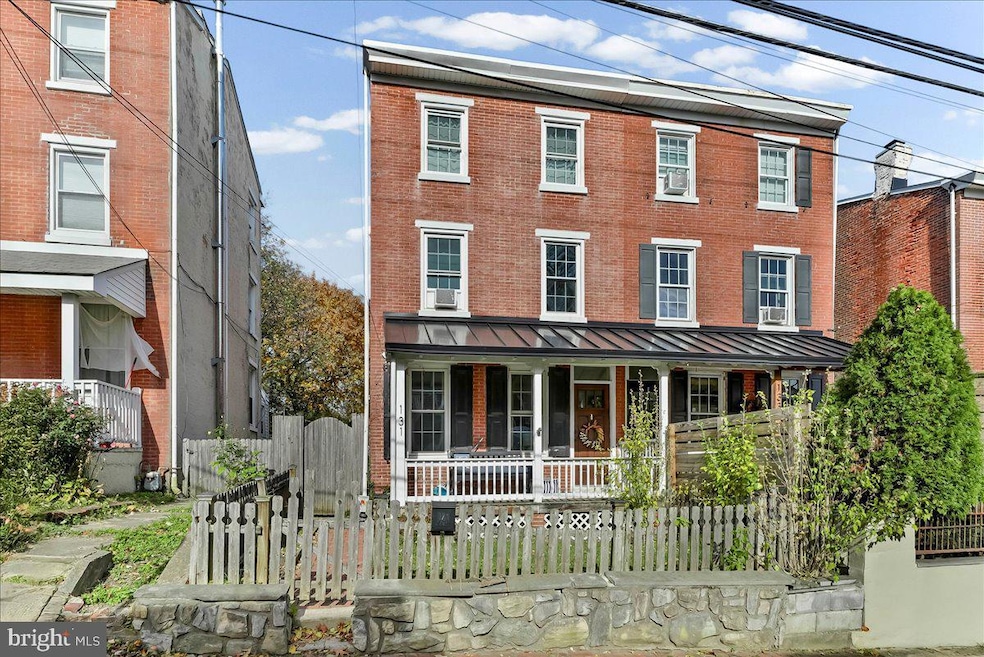 For Rent $2,850/month