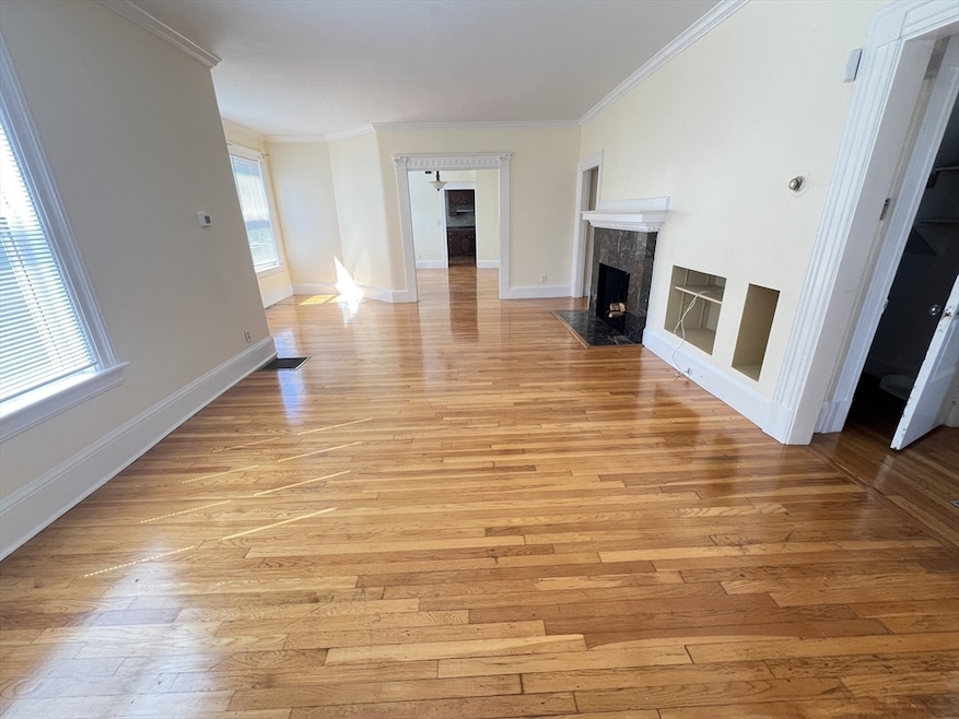 115 Ocean St unit 1, Lynn, MA 01902 - photo 1
