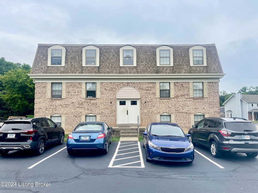 712 Mount Tabor Rd unit 5, New Albany, IN 47150 - photo 1