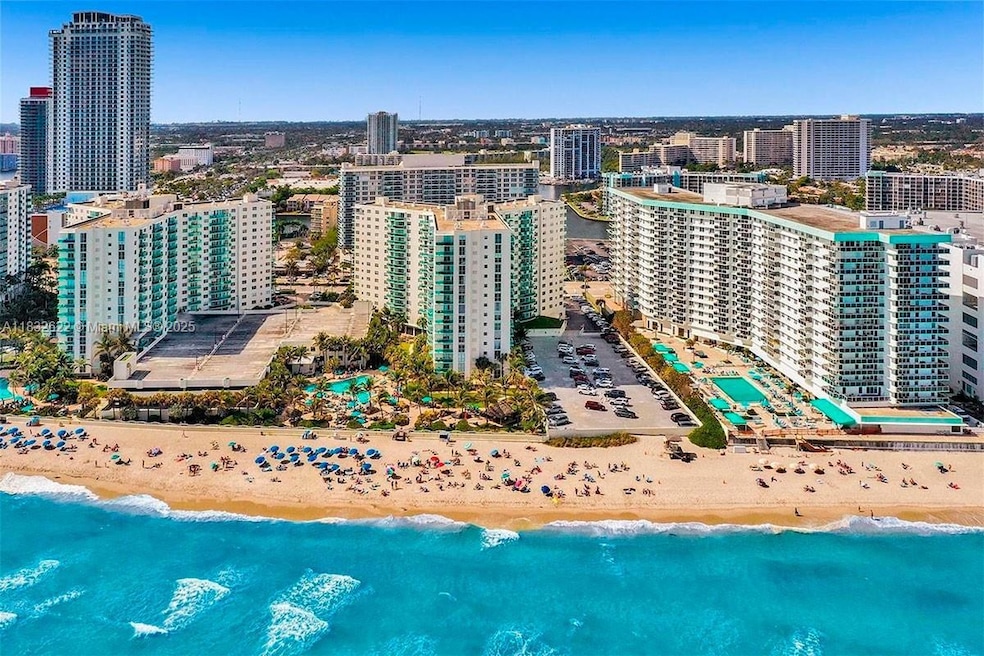 The Tides unit 8X, Hollywood, FL 33019 - photo 1