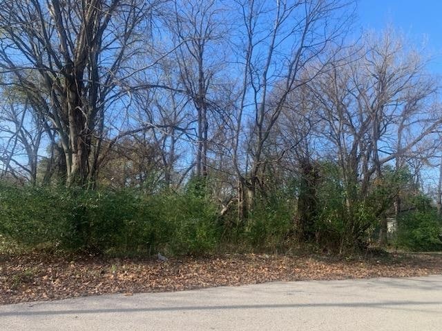 1621 Barton St, Memphis, TN 38106 - photo 1