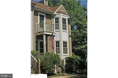 304D Locust St SE unit 16, Vienna, VA 22180 - photo 1