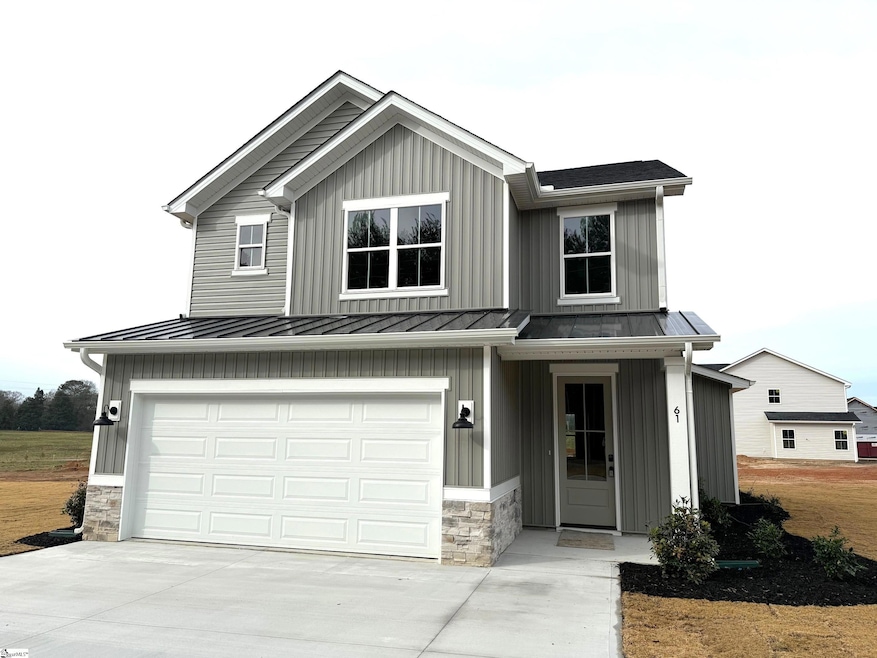 61 Henderson Rd, Gray Court, SC 29645 - photo 1