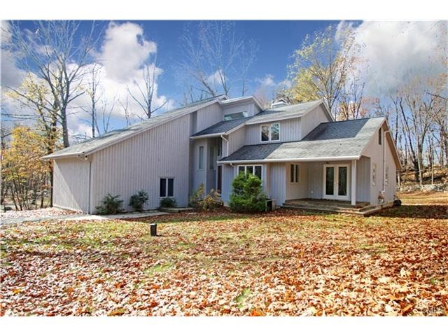 64 Taunton Hill Rd, Newtown, CT 06470 - photo 1